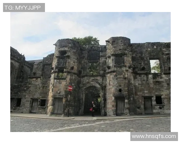 华莱士：从默默无闻到足球巨星的传奇之路