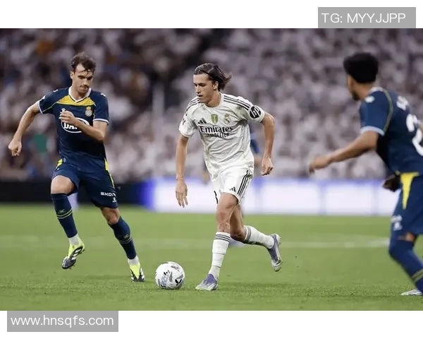 西班牙人足球队新星崛起 球员们如何在新赛季中发挥关键作用