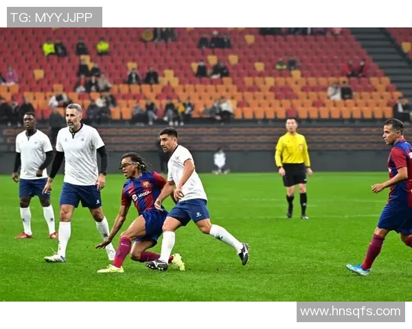 追溯绿茵场辉煌记忆足球上古球星的传奇与风采